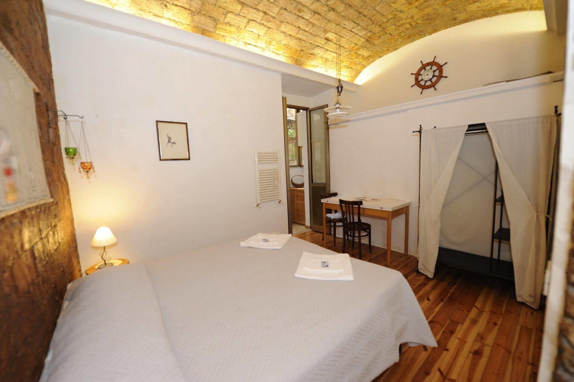B&B Chain Gallienus Rome Exterior photo